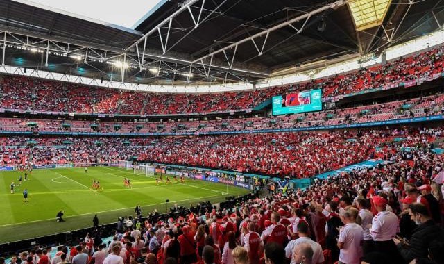 澳客电脑版-【现场手记】残酷的狂欢，温布利足球回家！